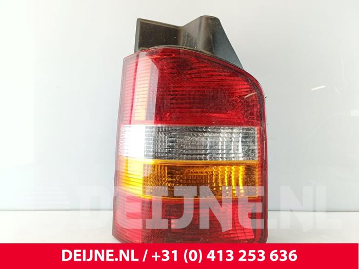 Volkswagen Transporter Rücklicht links O286151