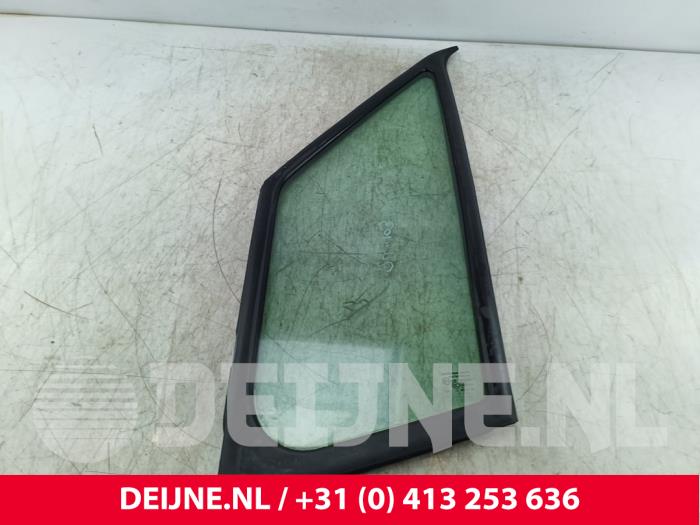 Mercedes Sprinter Quarter light, front right O286140