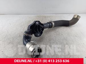 Renault Master Intercooler Buis O286283 foto 2