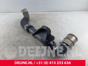 Gebruikte Intercooler Buis Renault Master III (FV) 2.3 dCi 135 16V FWD Prijs € 72,60 Inclusief btw aangeboden door van Deijne Onderdelen Uden B.V.