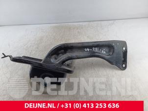 Lynk & Co 01 Lower wishbone, rear right O286306 photo 2