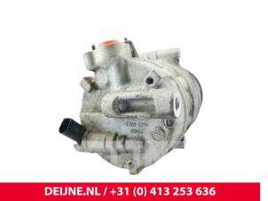 Volkswagen Transporter Air conditioning pump O286330 photo 3