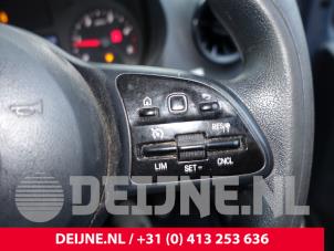 Mercedes Sprinter Stuurwiel O286431 foto 3