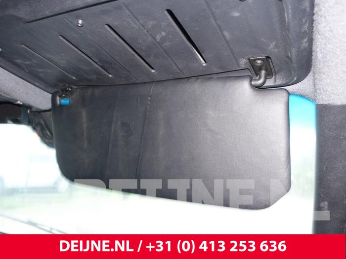 Mercedes Sprinter Zonneklep O286438