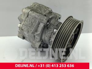 Volkswagen Transporter Stuurbekrachtiging Pomp O286511 foto 2