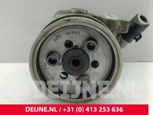 Volkswagen Transporter Stuurbekrachtiging Pomp O286511 foto 3