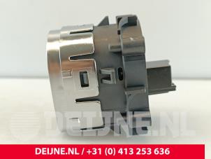Mercedes eSprinter Start/Stopp Schalter O286546 foto 3