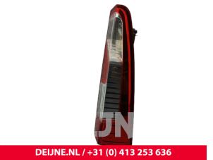 Renault Master Achterlicht links O286552 foto 2