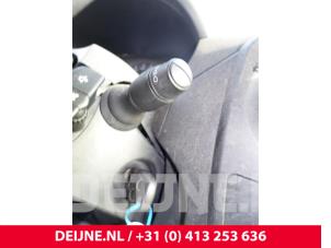 Renault Master Steering column stalk O286569 photo 3