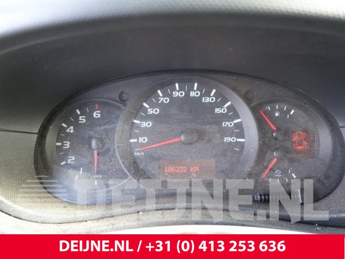 Renault Master Kilometerteller KM O286579