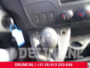 Gebruikte Pook Renault Master III (FV) 2.3 dCi 125 16V FWD Prijs € 36,30 Inclusief btw aangeboden door van Deijne Onderdelen Uden B.V.