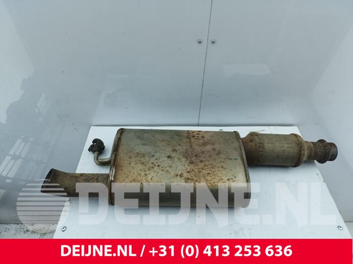 Gebruikte Uitlaat Einddemper Opel Vivaro 2.0 CDTI 122 Prijs € 121,00 Inclusief btw aangeboden door van Deijne Onderdelen Uden B.V.