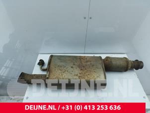 Gebruikte Uitlaat Einddemper Opel Vivaro 2.0 CDTI 122 Prijs € 121,00 Inclusief btw aangeboden door van Deijne Onderdelen Uden B.V.