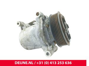 Opel Vivaro Aircopomp O286659 foto 3