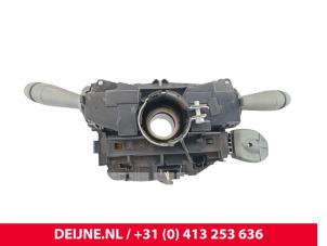 Opel Vivaro Steering column stalk O286665 photo 2