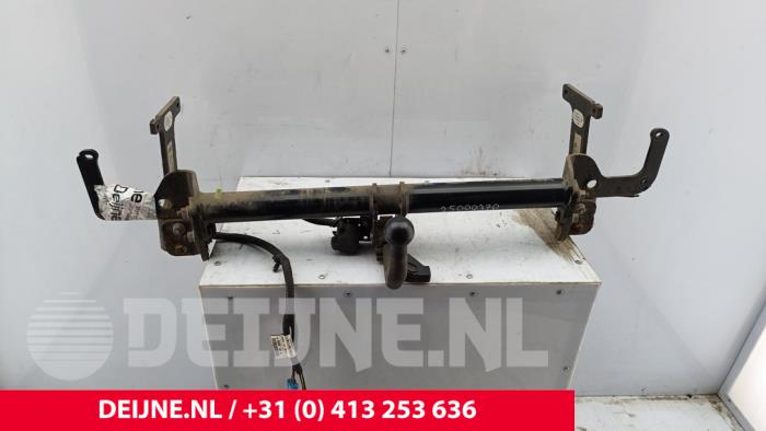 Opel Vivaro Anhängerkupplung O286691