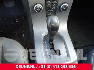 Gebruikte Pook Volvo V50 (MW) 2.4 D5 20V Autom.. Prijs € 100,00 Margeregeling aangeboden door van Deijne Onderdelen Uden B.V.