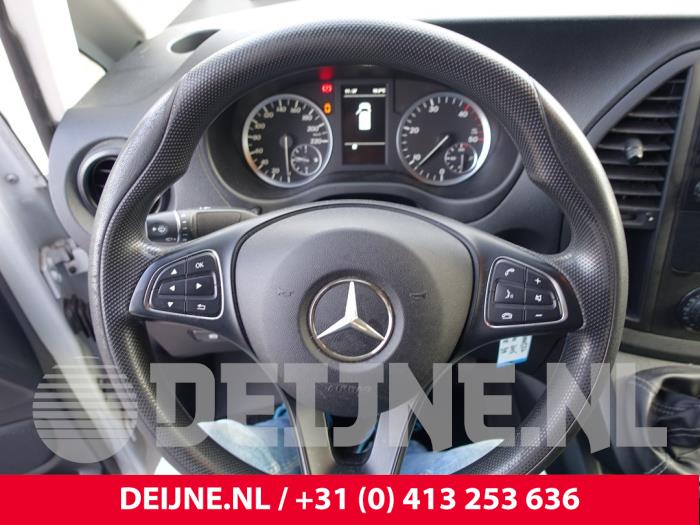 Mercedes Vito Airbag-Set + Armaturenbrett O286901