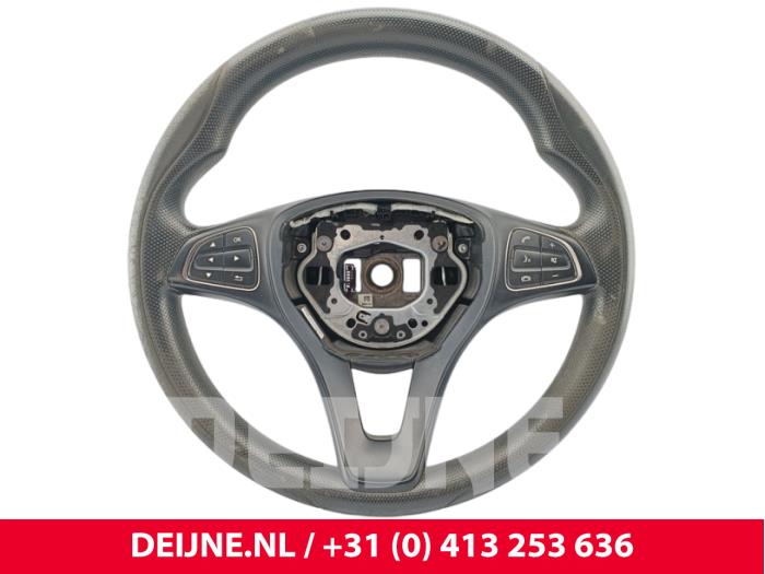 Mercedes Vito Lenkrad O286942
