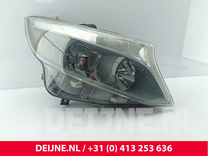 Mercedes Vito Scheinwerfer rechts O286926