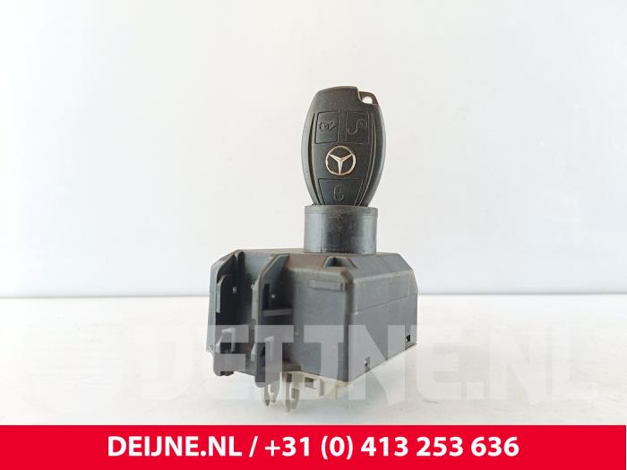 Mercedes Vito Zündschloss+Schlüssel O286924