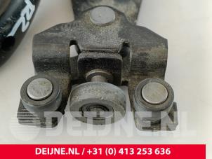 Renault Trafic Schiebetürrolle rechts O286986 foto 3