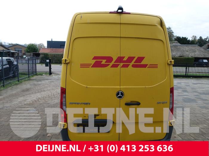 Mercedes Sprinter Minibus/van rear door O287003