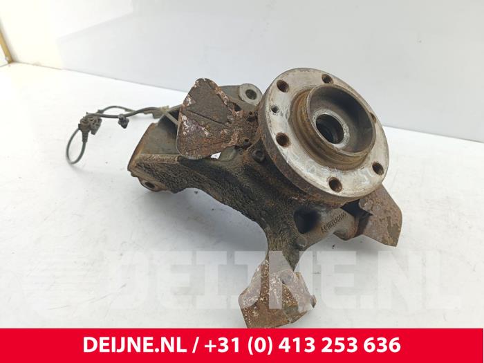Mercedes Sprinter Achsschenkel rechts vorne O287027