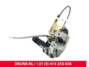 Mercedes Sprinter Deurslot Mechaniek 2Deurs links O287056 foto 2