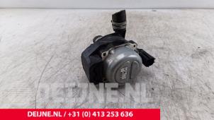 Gebruikte Waterpomp Renault Master III (FV) 2.3 dCi 135 16V FWD Prijs € 139,15 Inclusief btw aangeboden door van Deijne Onderdelen Uden B.V.