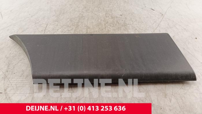 Nissan Interstar Zierleiste O287248