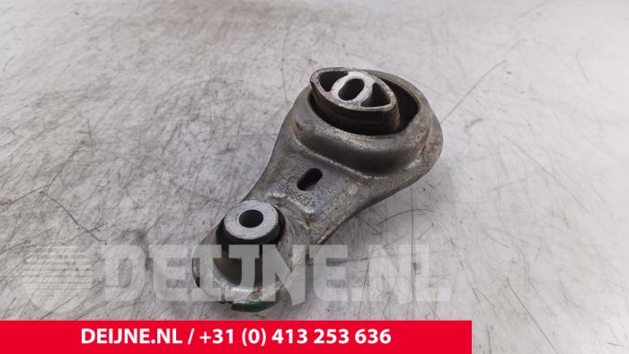 Gebruikte Motorsteun Opel Movano 2.3 CDTi BiTurbo 16V Prijs € 30,25 Inclusief btw aangeboden door van Deijne Onderdelen Uden B.V.
