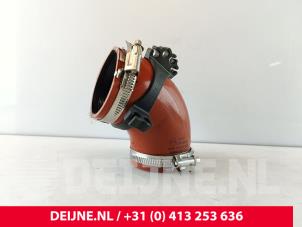 Gebruikte Intercooler Slang Volkswagen Crafter (SY) Prijs € 84,70 Inclusief btw aangeboden door van Deijne Onderdelen Uden B.V.