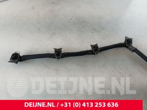 Volkswagen Crafter Brandstof retourleiding O287339 foto 3
