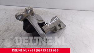 Nissan NV300 Engine mount O287371 photo 3