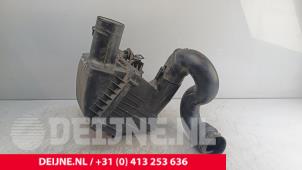 Nissan NV300 Luftfiltergehäuse O287372 foto 2