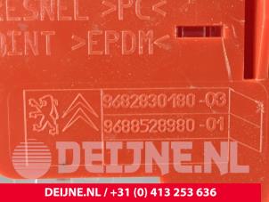 Opel Combo Third brake light O287385 photo 3