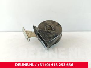 Gebruikte Toeter Volvo V90 II (PW) 2.0 D3 16V Prijs € 15,00 Margeregeling aangeboden door van Deijne Onderdelen Uden B.V.