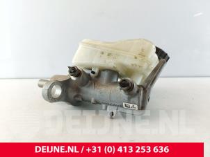 Volvo V90 Hoofdremcilinder O287399 foto 2