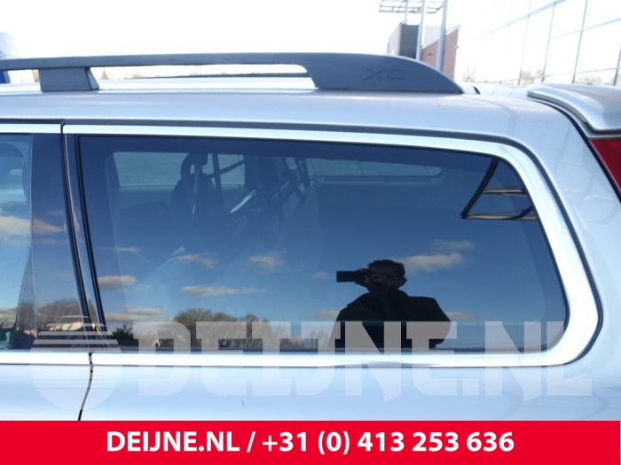Volvo XC70 Extra window 4-door, left O287432