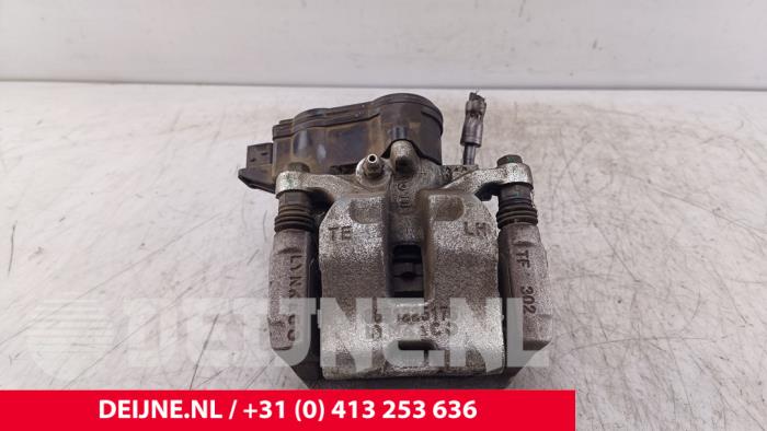 Lynk & Co 01 Remklauw (Tang) links-achter O287491