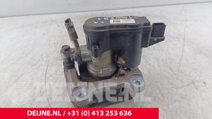 Lynk & Co 01 Remklauw (Tang) links-achter O287491 foto 3