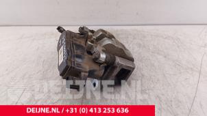 Lynk & Co 01 Remklauw (Tang) links-achter O287491 foto 2