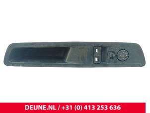 Citroen Jumpy Electric window switch O287564 photo 2