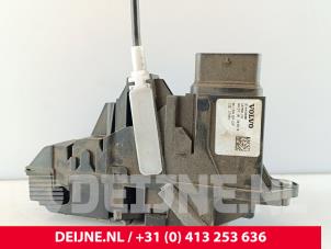 Volvo V90 Deurslot Mechaniek 4Deurs rechts-voor O287508 foto 2