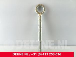 Volvo S80 Abschleppöse vorne O287519 foto 2