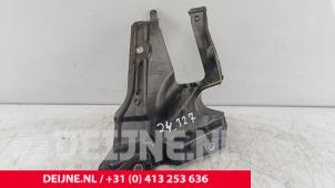 Gebruikte Afdekplaat diversen Volvo V60 II (ZW) 2.0 B4 16V Mild Hybrid Prijs € 40,00 Margeregeling aangeboden door van Deijne Onderdelen Uden B.V.