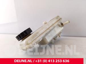 Renault Kangoo Remvloeistof reservoir O287522 foto 2