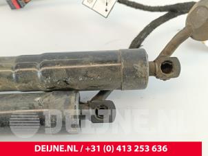 Volvo XC60 Set of tailgate gas struts O287531 photo 3