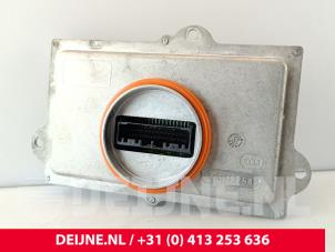 Gebruikte Module LED koplamp Volvo S90 II 2.0 D4 16V Prijs € 100,00 Margeregeling aangeboden door van Deijne Onderdelen Uden B.V.
